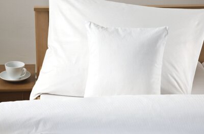 Pontus hotelové ložní povlečení 1x1mm v barvě bílé BA 140x200 / 70x90